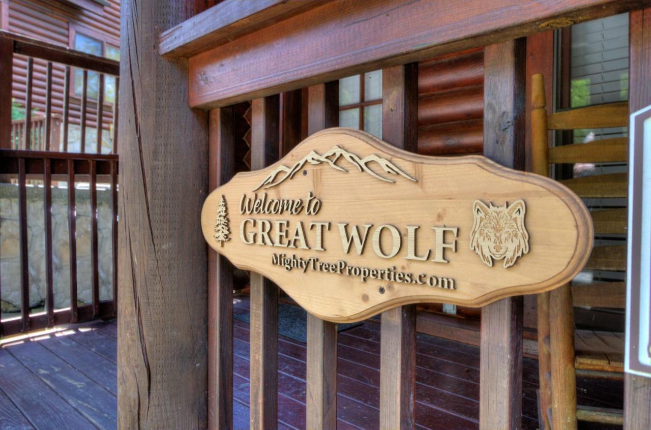 Villa Great Wolf Cabin In Pigeon Forge! Extérieur photo